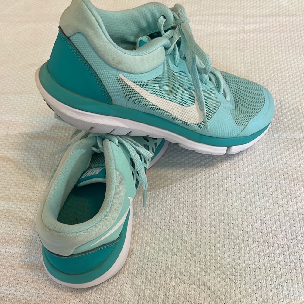 EUC Nike running shoes